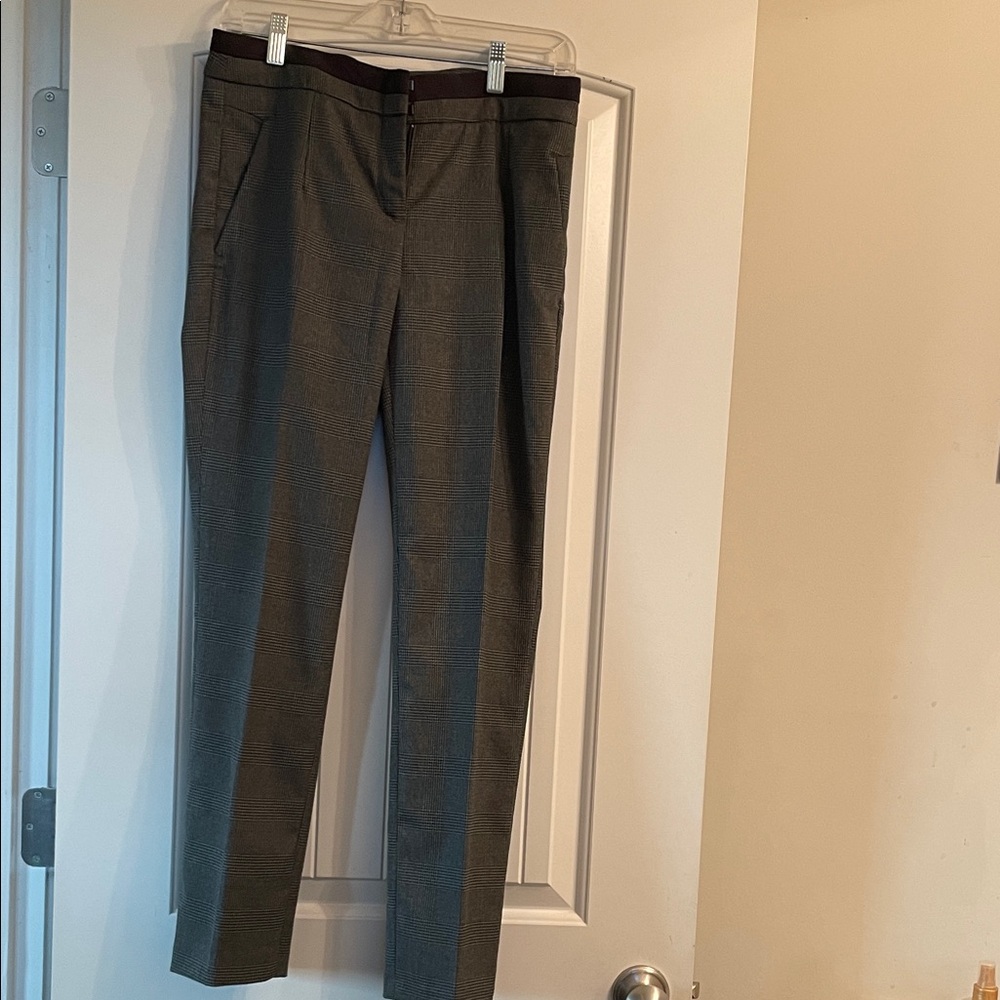 Slim Tailored Women’sDress Pants in Charcoal Glen Plaid